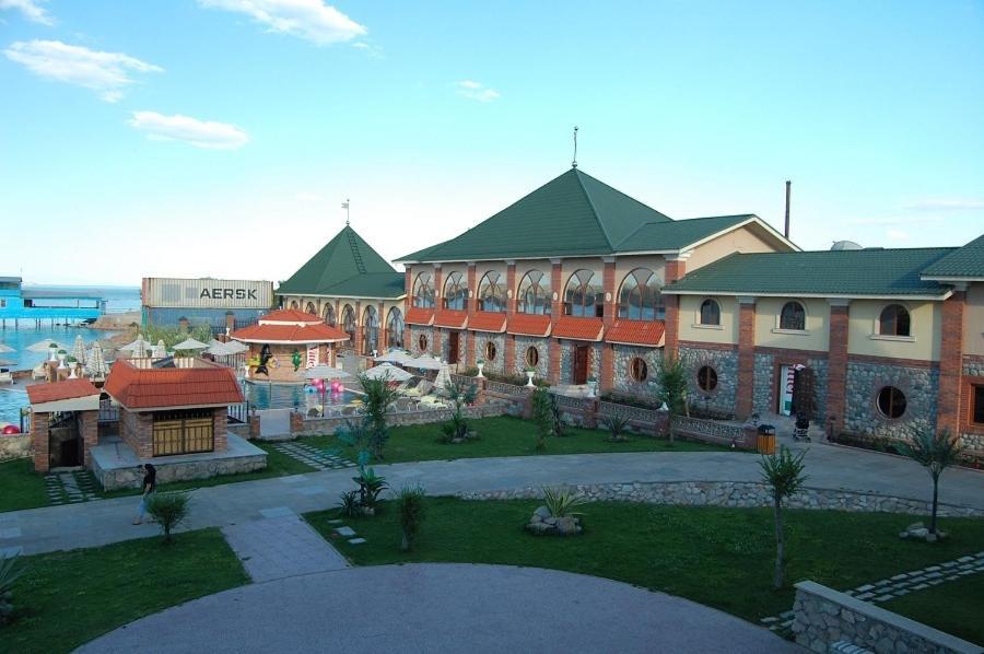 Morelux Boutique Hotel Kapchagay Buitenkant foto