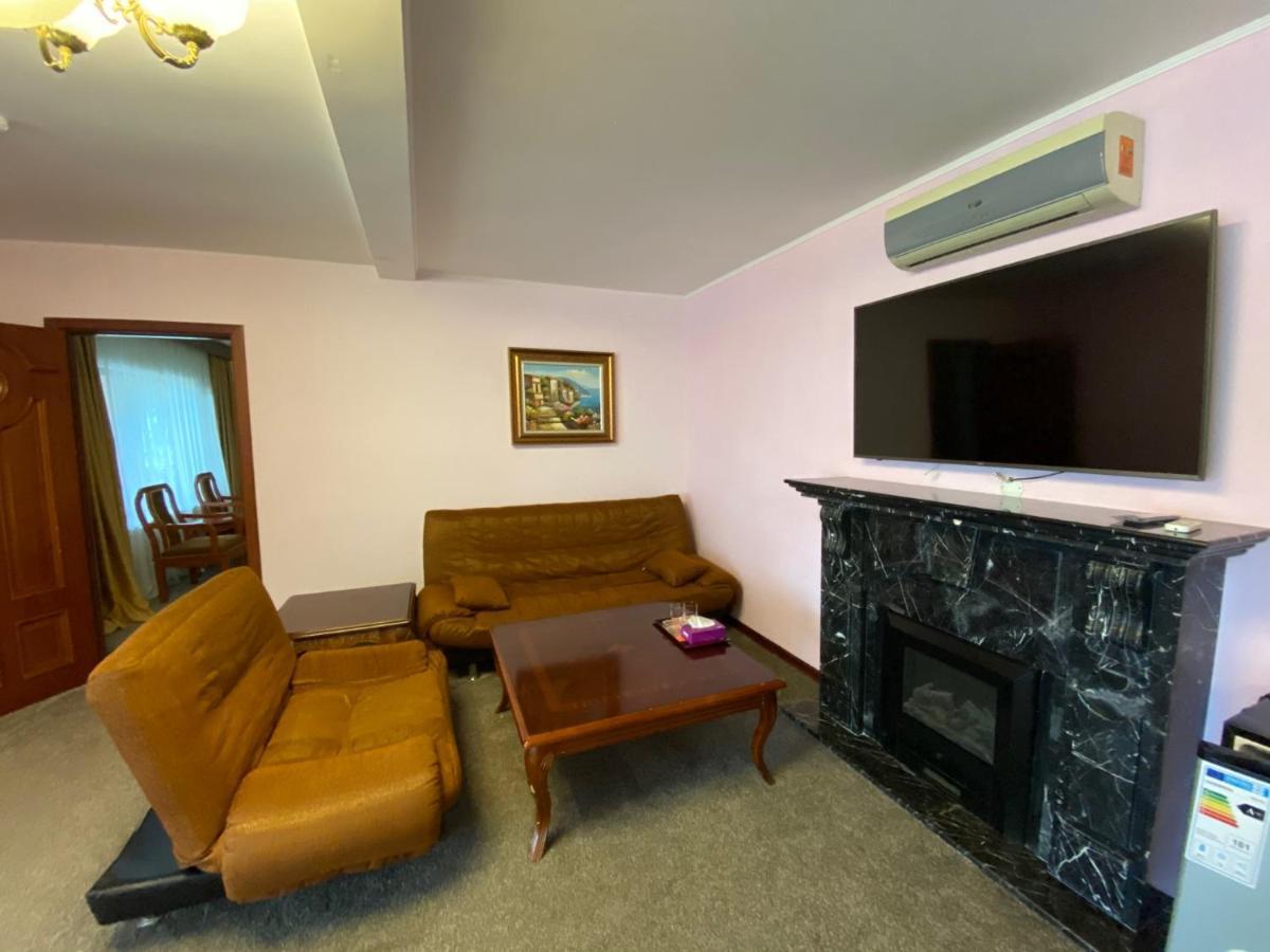 Morelux Boutique Hotel Kapchagay Buitenkant foto